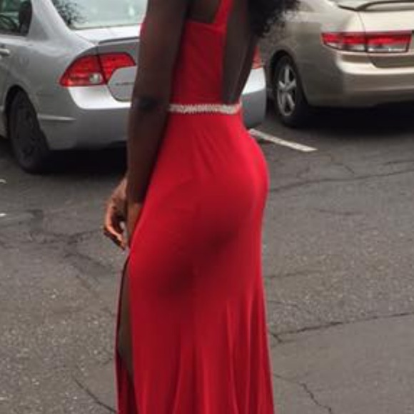 My prom dress from the previous year - Picture 4 of 6